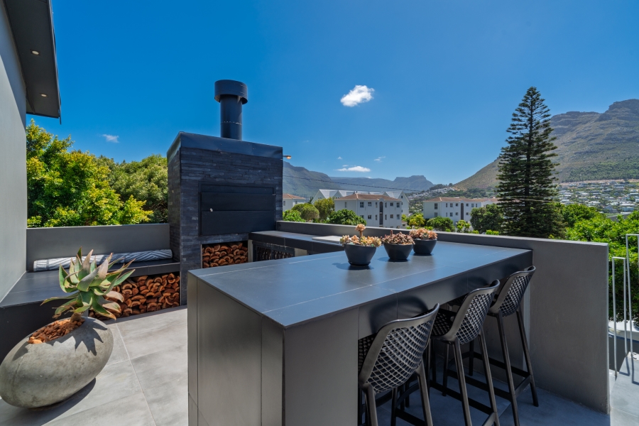 To Let 3 Bedroom Property for Rent in Hout Bay Western Cape